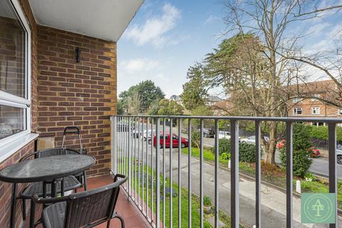 3, Marlborough Court, 7 Village Road, Enfield, EN1 2DW
