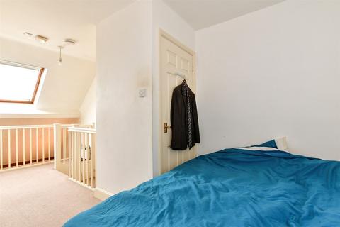 1 bedroom duplex for sale, Clifton Road, Gravesend, Kent