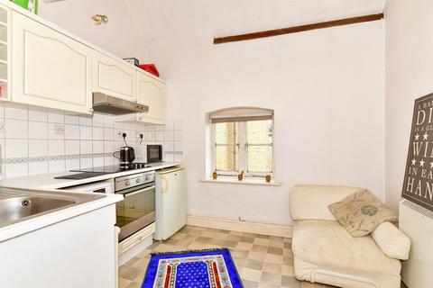 1 bedroom duplex for sale, Clifton Road, Gravesend, Kent