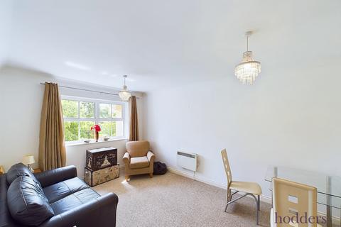 2 bedroom apartment for sale, International Way, Sunbury-On-Thames, Surrey, TW16