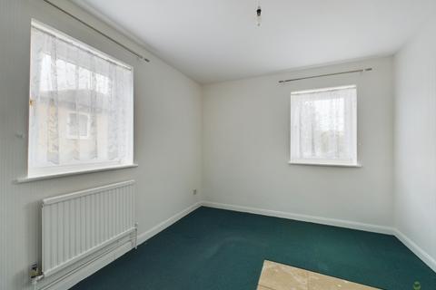 2 bedroom detached house for sale - Camelot Close, London, SE28