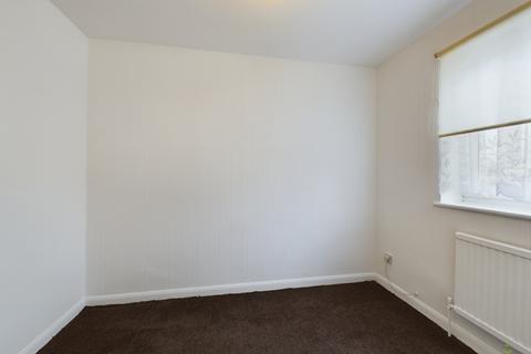 50 Camelot Close, London, SE28 0ET