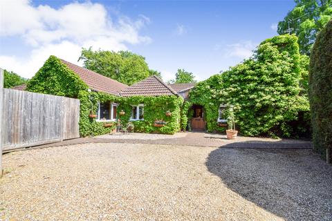 undefined, Tindal Close, Hampshire GU46