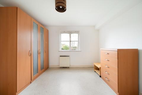 2 bedroom flat for sale, London, Greater London NW2