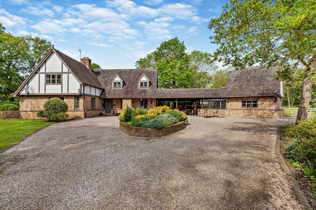 The Furze, Main Road, Mundon, Maldon 5 bed detached house for sale £