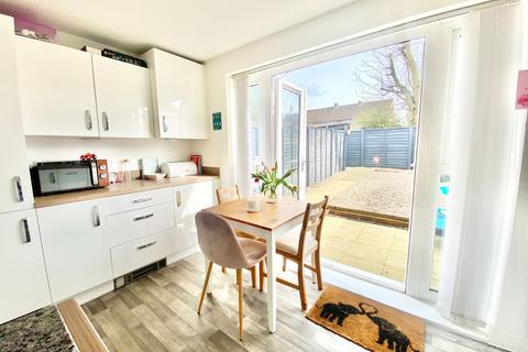 16 Rhondda Vale, Aylesham, Canterbury, CT3 3LP