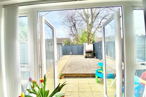 16 Rhondda Vale, Aylesham, Canterbury, CT3 3LP