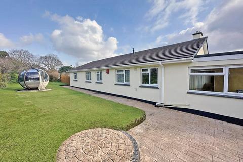 4 bedroom detached bungalow for sale - Truro, Cornwall