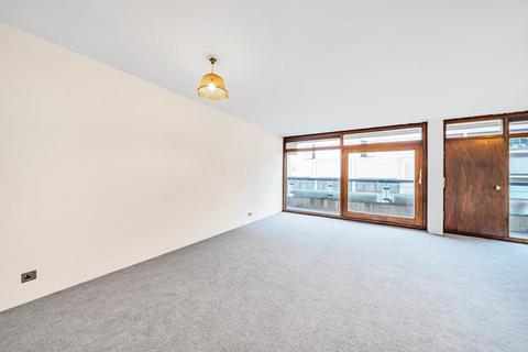 1 bedroom apartment to rent, Andrewes House, Barbican, London, EC2Y