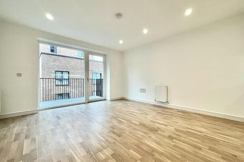 1 bedroom flat to rent - Edwin House, The Green Quarter, Southall, London UB1