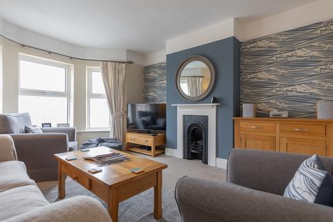 2 bedroom flat for sale, The Craighurst, Southwold IP18