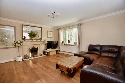 8 Dalmais Close, Pocklington, York, YO42 2XY