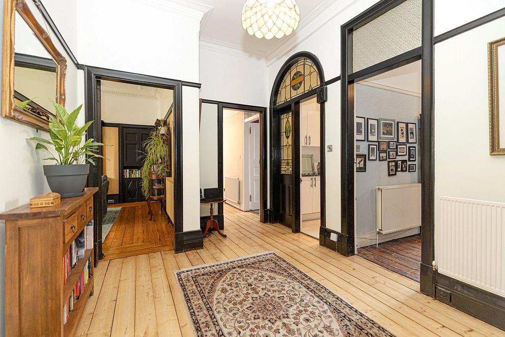 Queensborough Gardens, Hyndland, Glasgow 3 bed apartment for sale £