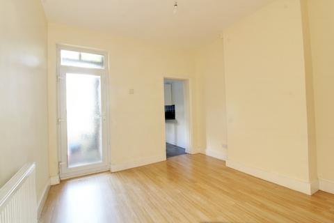 2 bedroom terraced house to rent - Kent Villas, Southend On Sea SS1