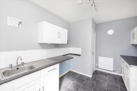 3 bedroom terraced house for sale - 61 Windsor Square, Penicuik, EH26