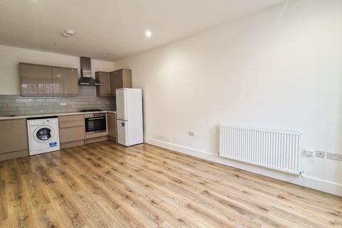 2 bedroom apartment to rent - Apex House, Burch Road, Northfleet, Gravesend, Kent, DA11 9FF