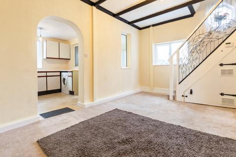 3 bedroom end of terrace house for sale - Spring Bank, Grimsby, N E Lincolnshire, DN34