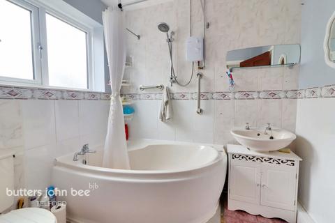 8 Ash Lea Drive, Donnington, Telford, TF2 7NS
