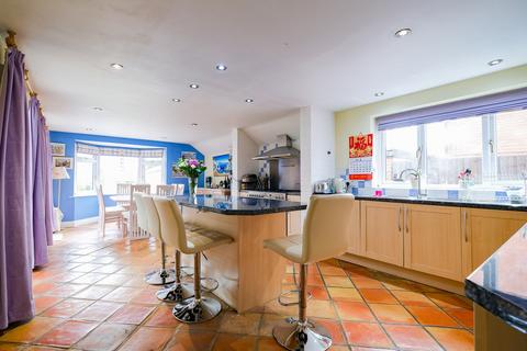 30 Farley Road, Derby, DE23 6BX