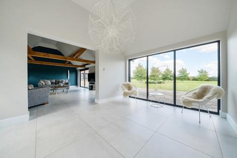 4 bedroom barn conversion for sale, Old Hall Lane, Bury St Edmunds IP30