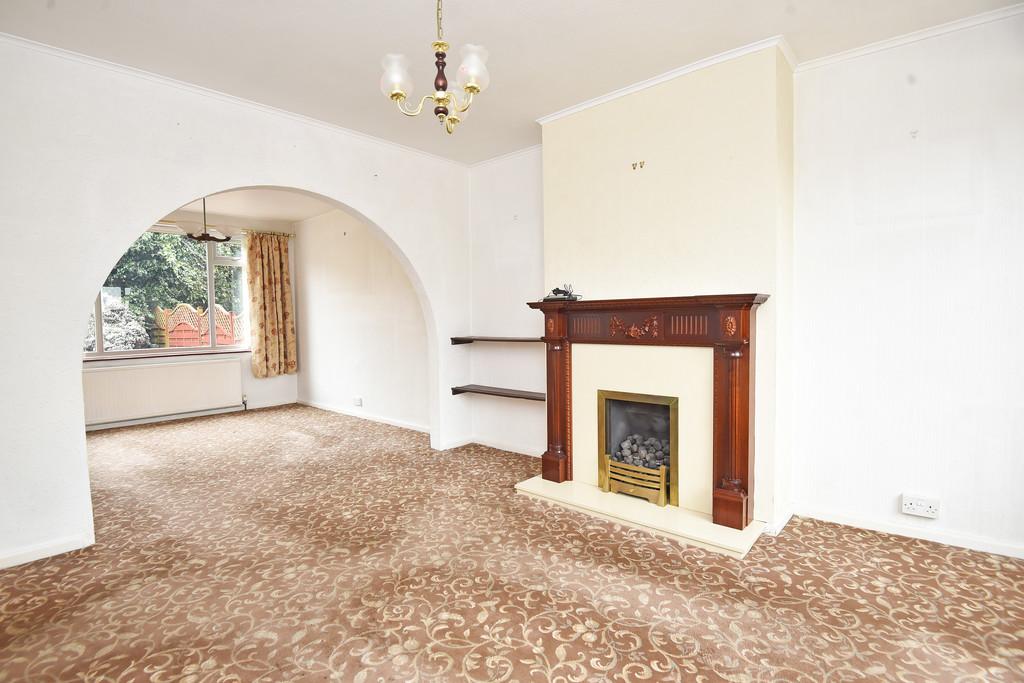 Wedderburn Avenue, Harrogate 3 bed semidetached house for sale £220,000