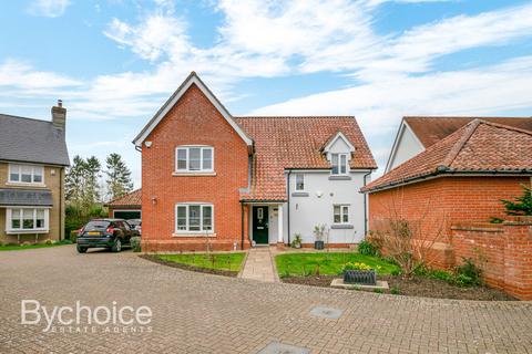 4 bedroom detached house for sale - Shrubbery Close, Hessett