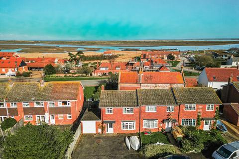 3 bedroom end of terrace house for sale, Brancaster Staithe