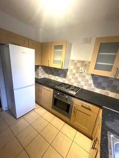 1 bedroom in a flat share to rent - Single room, Brae Court, Kingston Hill