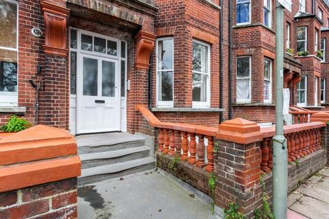 1 bedroom flat for sale, College Terrace, Brighton BN2