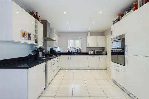 4 bedroom detached house for sale - Green Howards Road, Chester