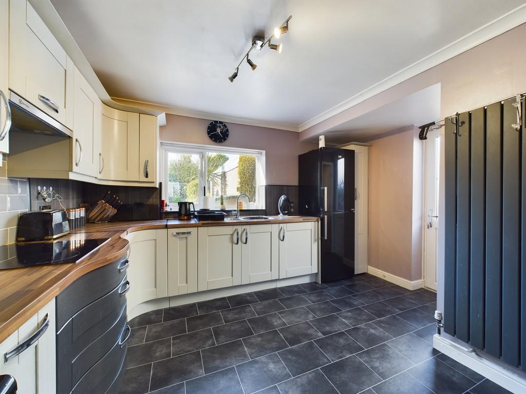 New kitchen 1