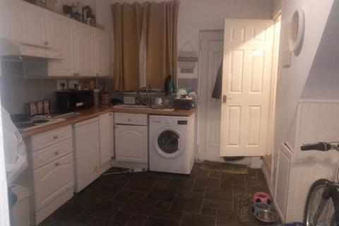 2 bedroom terraced house for sale, Netherfield Lane, Parkgate