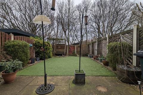 8 Marles Close, Wombwell, Barnsley, S73 0NH