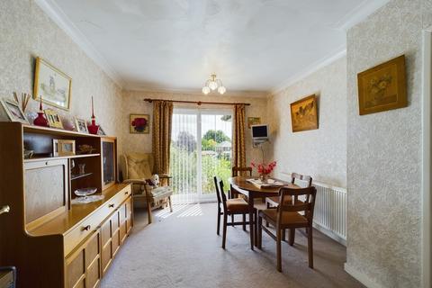 29 Cotswold Crescent, Whiston, Rotherham, S60 4AU