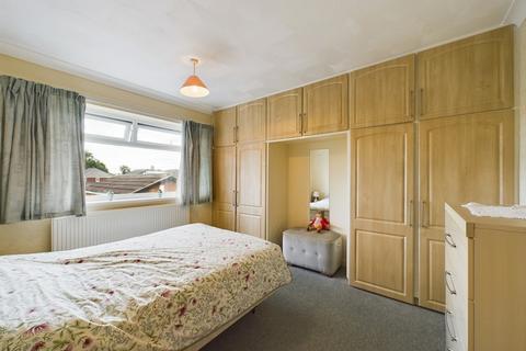 29 Cotswold Crescent, Whiston, Rotherham, S60 4AU