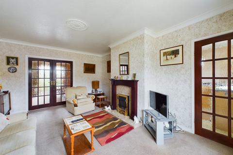 29 Cotswold Crescent, Whiston, Rotherham, S60 4AU