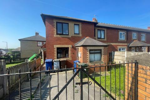 3 bedroom end of terrace house for sale, Ashberry Close, Thurnscoe