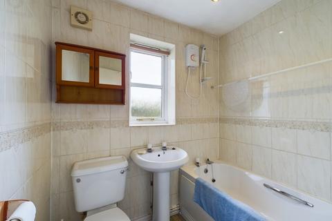 2 Ashwell Grove, Rotherham, S65 1NF