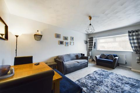 1 Cotswold Crescent, Whiston, Rotherham, S60 4AU