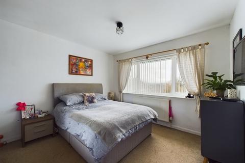 1 Cotswold Crescent, Whiston, Rotherham, S60 4AU