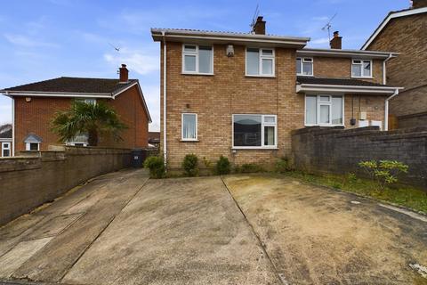 3 bedroom semi-detached house for sale, Meadowside Close, Wingerworth