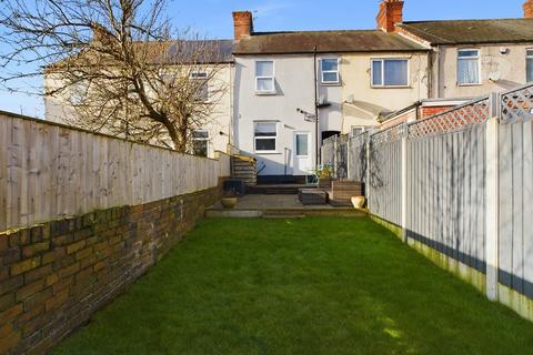 2 bedroom terraced house for sale, Derby Road, Chesterfield