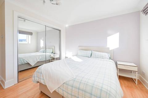 1 bedroom flat for sale, Narrow Street, Limehouse, London, E14