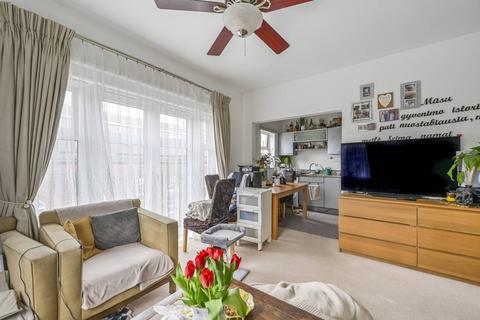 2 bedroom flat for sale, The Formation, Docklands, London, E16