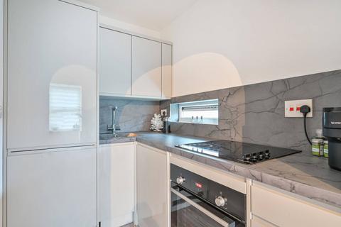 1 bedroom flat for sale, Hodgson Gardens, Burpham, Guildford, GU4