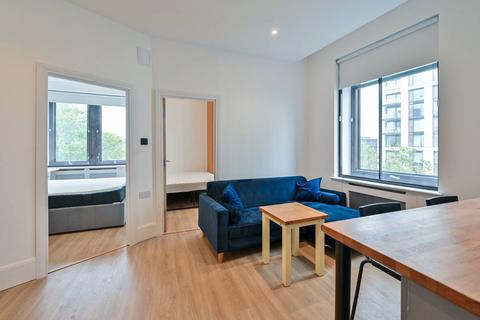 2 bedroom flat to rent, Whitehouse Apartments, Waterloo, London, SE1