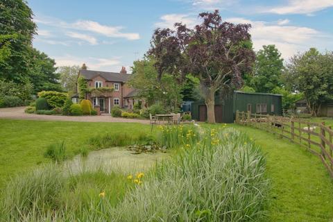 3 bedroom cottage for sale, Ashbourne