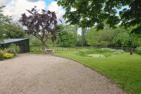 3 bedroom cottage for sale, Ashbourne Road, Sudbury, Ashbourne