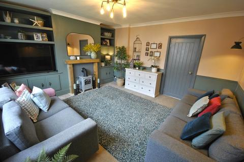 3 bedroom semi-detached house for sale, Westgate, Doncaster DN11