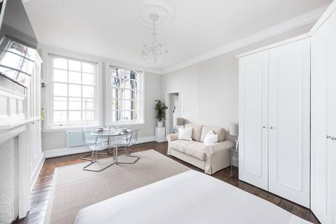 Studio for sale, Chelsea Embankment, Chelsea, London, SW3